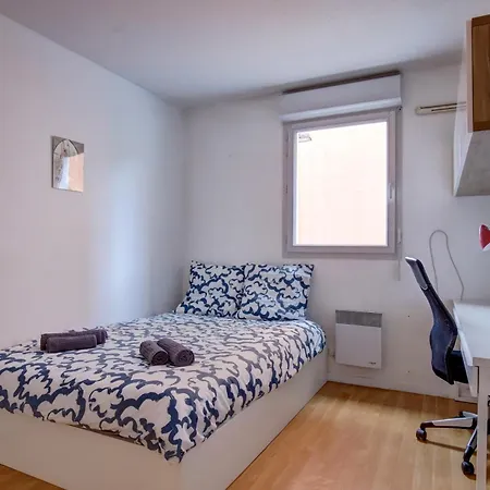 Apartment Le Georges Pompidou - T3 Balcon - Metro & Gare